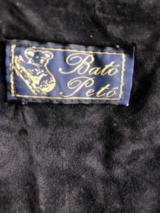 Cazadora aterciopelada negra