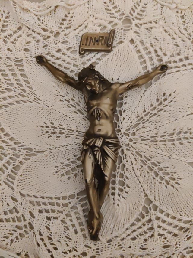 Statuina di crocefisso