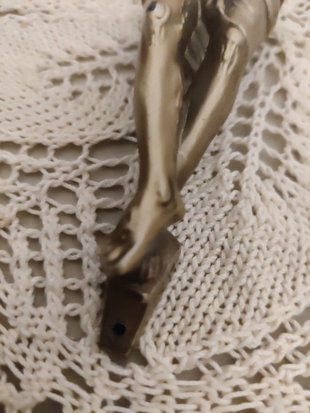 Statuina di crocefisso