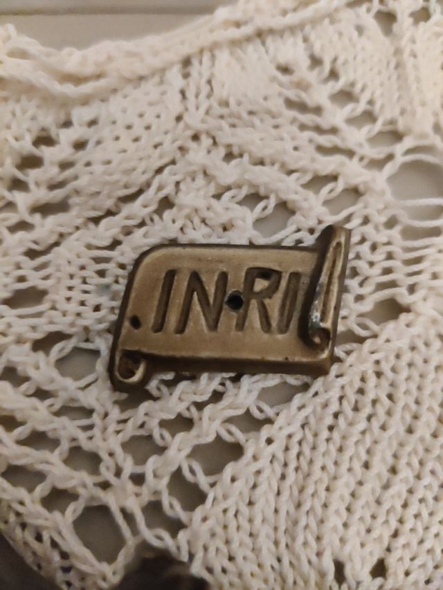 Statuina di crocefisso