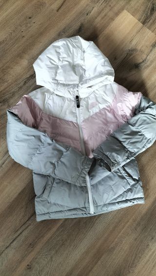 Cazadora Nike niña