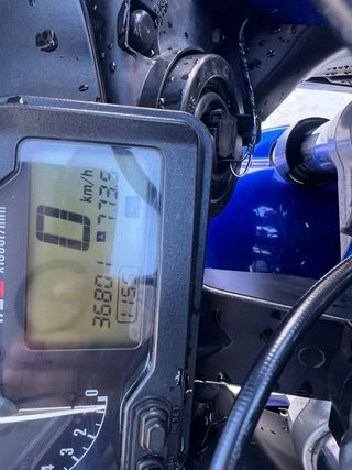 Honda CBR 600 RR Azul