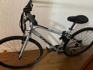 Bicicleta plateada