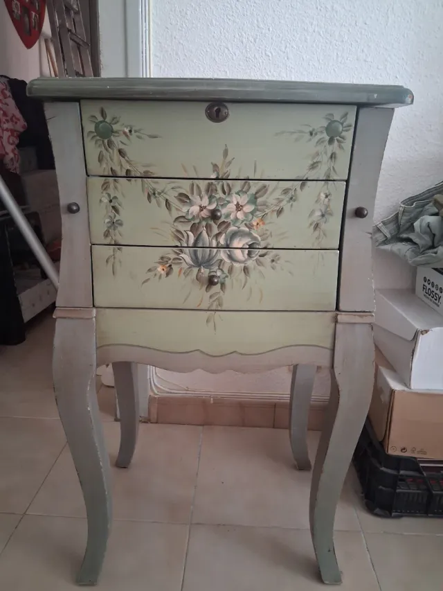 Joyero pintado a mano