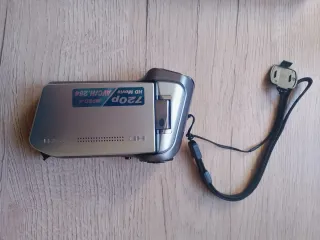 Cámara de vídeo Xacti HD 720p ( no carga )