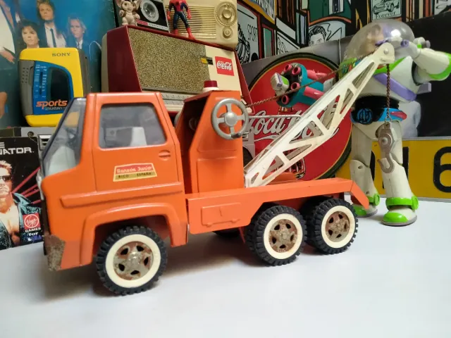 Camión Grúa Sansón Rico 70s