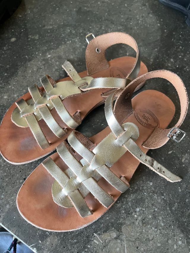 Sandalies nena / sandalias niña doradas talla 34