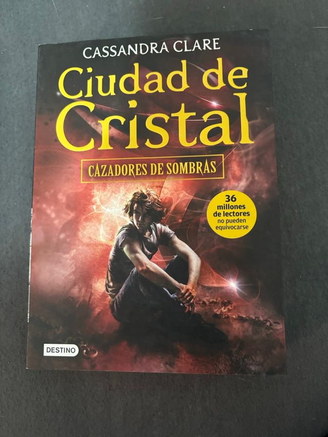 Ciudad de Cristal: Cazadores de sombras 3