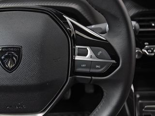 Peugeot 208 Allure Puretech 100