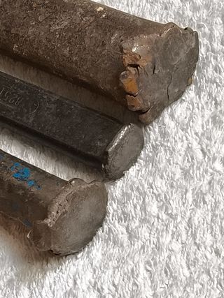 3 CINCELES DE HIERRO OBRAS REFORMAS CONSTRUCCIÓN