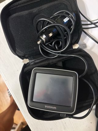GPS Tomtom con funda y cargador