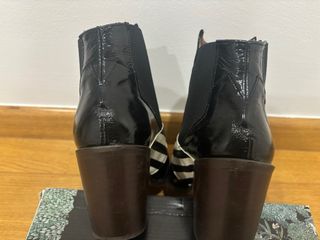 Botines Bellehari cebra negros y blancos