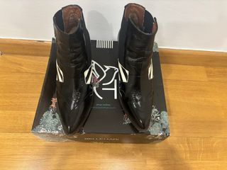Botines Bellehari cebra negros y blancos
