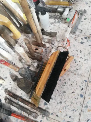 Lote herramientas albañilería