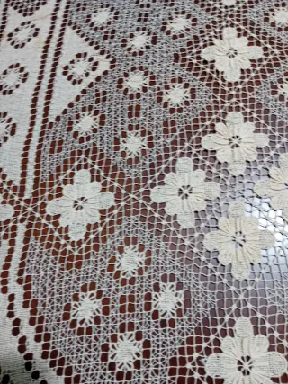 Tappeto uncinetto ovale fatto a mano