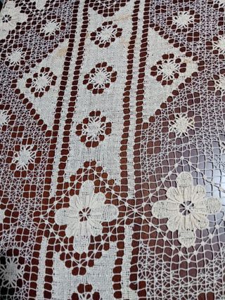 Tappeto uncinetto ovale fatto a mano