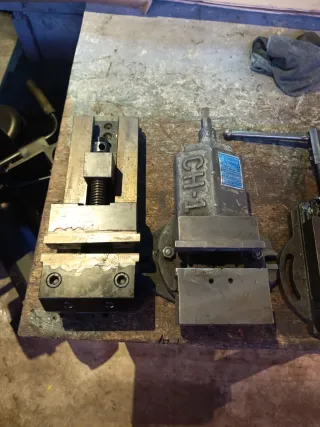 Mordazas regulables - Precio por unidad