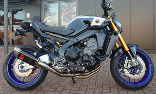 Tubo de escape completo Akrapovic YAMAHA MT 09