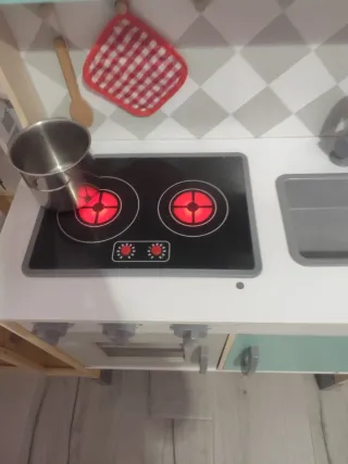 Cocinita infantil con luz y sonido