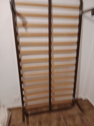 Somier de madera y metal