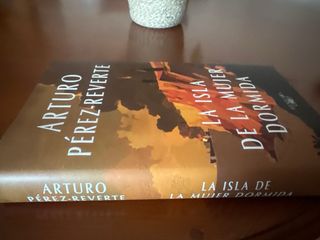 La isla de la mujer dormida