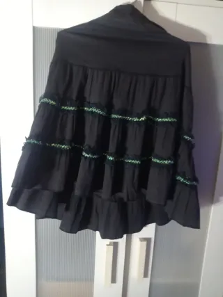 Falda corta mujer volantes