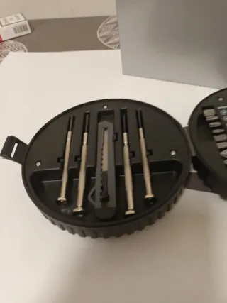 Rueda que contiene herramientas