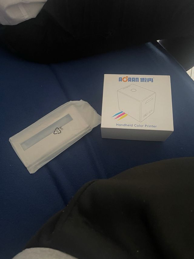 Stampante portatile a colori