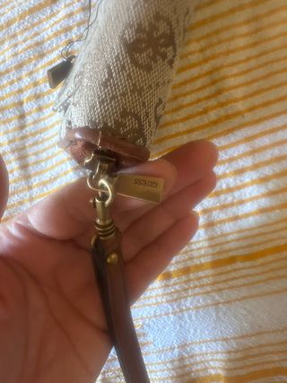 Cartera Guess Nuevo Marrón y Beige