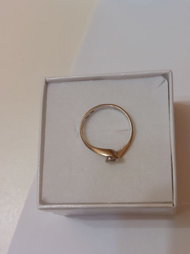 Anello Miluna in oro con diamante