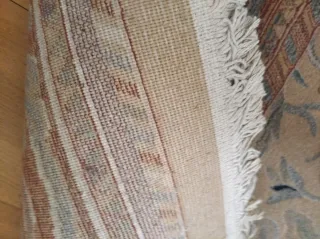 Alfombra de lana tejida a mano