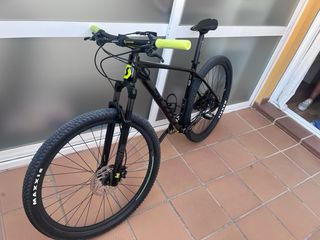 Bicicleta Montaña Scott Negra