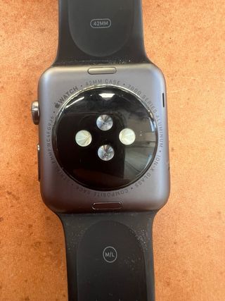 Apple Watch 7000 Series 42mm Gris