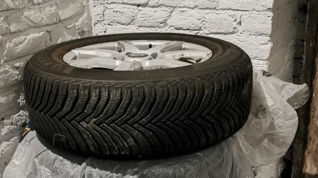 Pneumatici Michelin 4 stagioni 215/65 R16