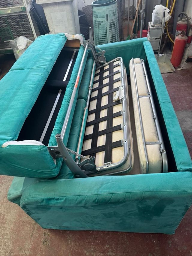 Divano letto turchese