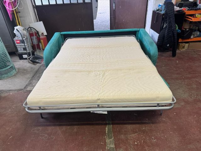 Divano letto turchese