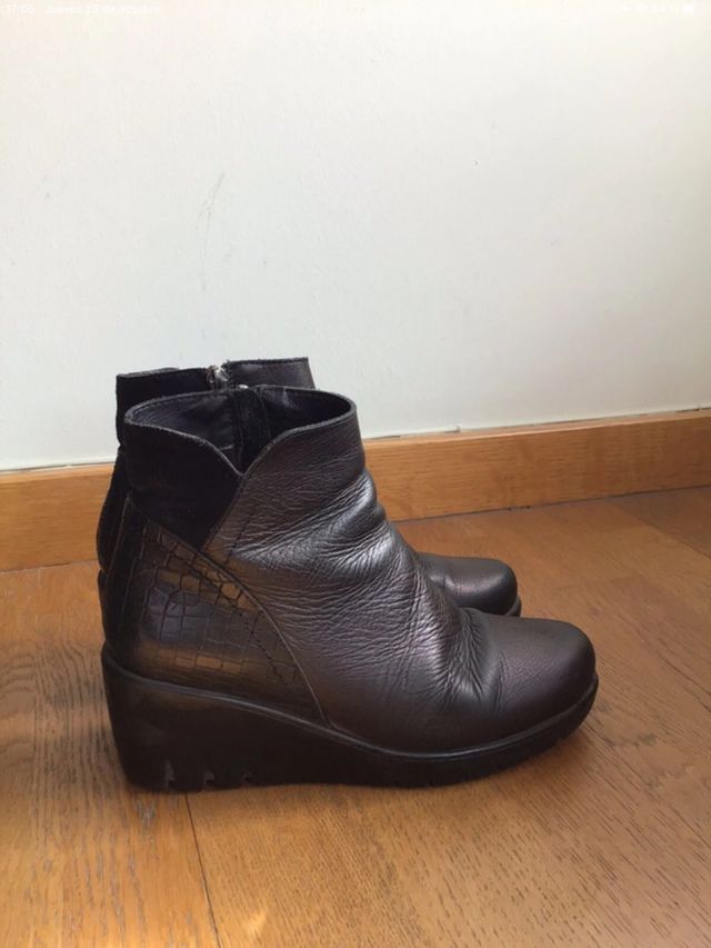 Botines negros de piel de Paula Urban