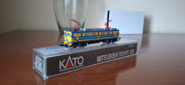 Kato Mitsubishi Renfe 269 Mille Strisce