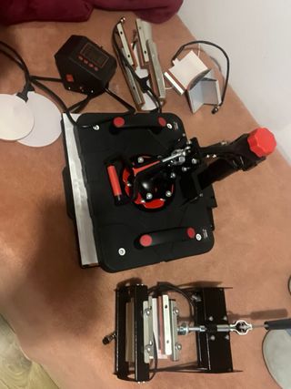 Máquina de Sublimación Negra y Roja