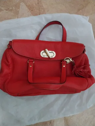 Bolso rojo piel sin estrenar 