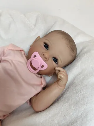 Bebé Reborn realista ¡Oferta!