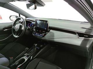 Toyota Corolla Business 1.8 125H ECVT 5p