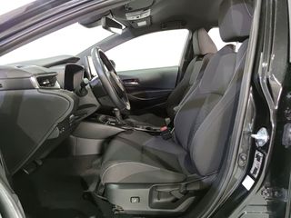 Toyota Corolla Business 1.8 125H ECVT 5p