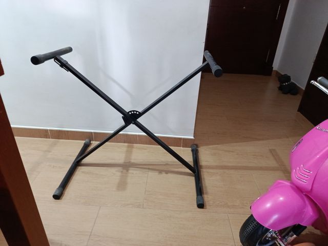 Soporte para teclado X