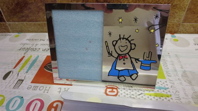 Marco de fotos infantil con dibujo