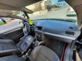 Opel Astra 2006