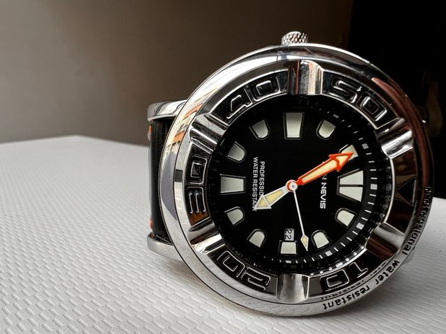 Reloj Deportivo Ben Nevis Negro/Plateado