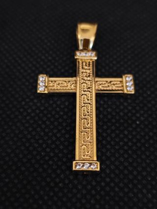 Colgante oro18k cruz grabada circonita051-03-00418