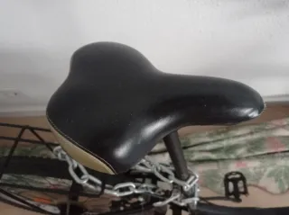 Bicicleta Clásica Negra con Timbre