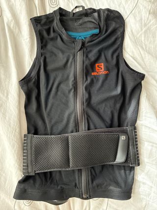 Espaldera Salomon Negra talla JL